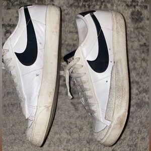 Nike blazer low 77 in white with box